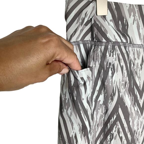 Smartwool Gray White Zig Zag Merino Sport Lined Skirt Skort Small - Picture 2 of 9